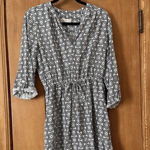 Lightweight Loft Black & White Dress with Belt